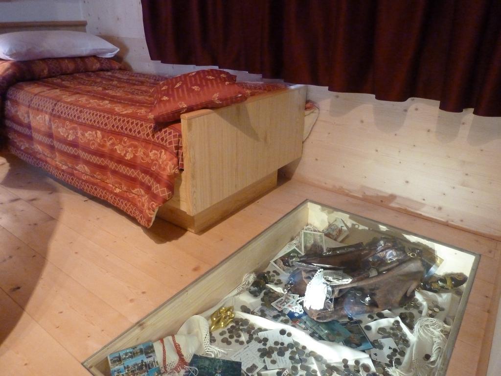 Hotel Ancora カステッロ・ディ・フィエンメ 部屋 写真