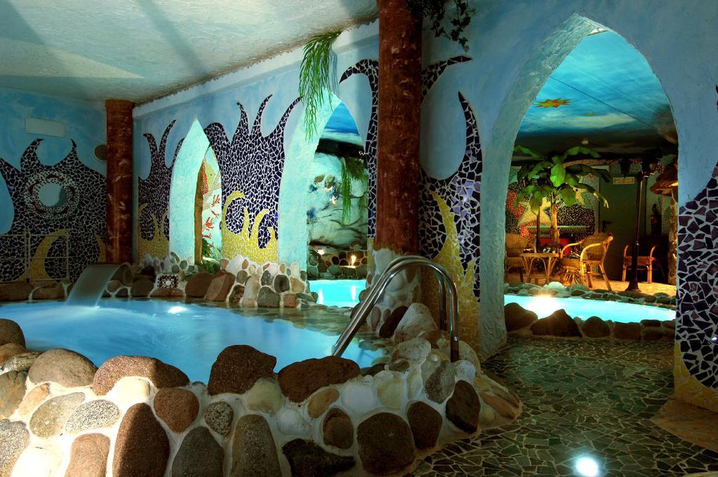 Hotel Ancora カステッロ・ディ・フィエンメ エクステリア 写真