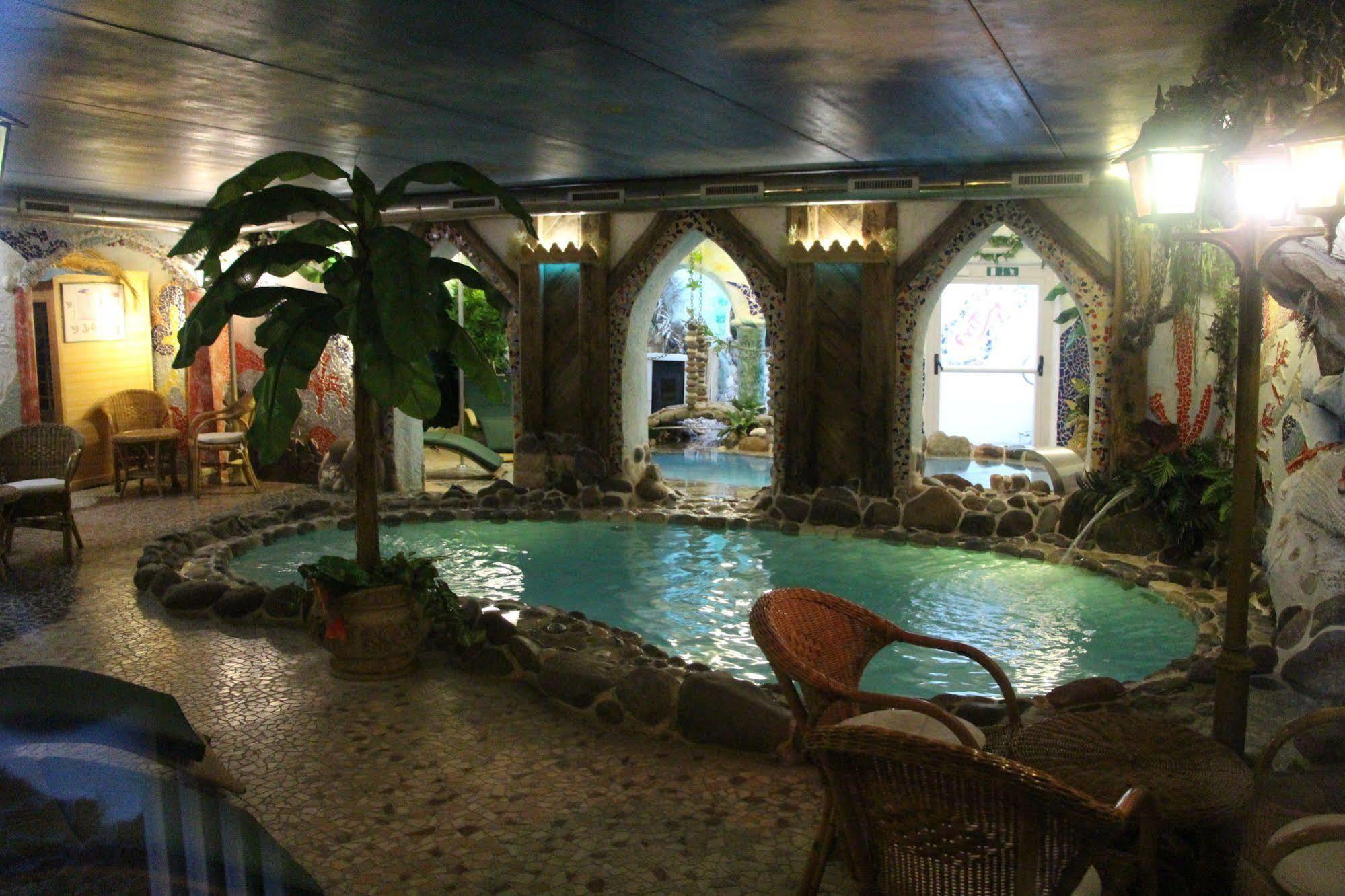 Hotel Ancora カステッロ・ディ・フィエンメ エクステリア 写真