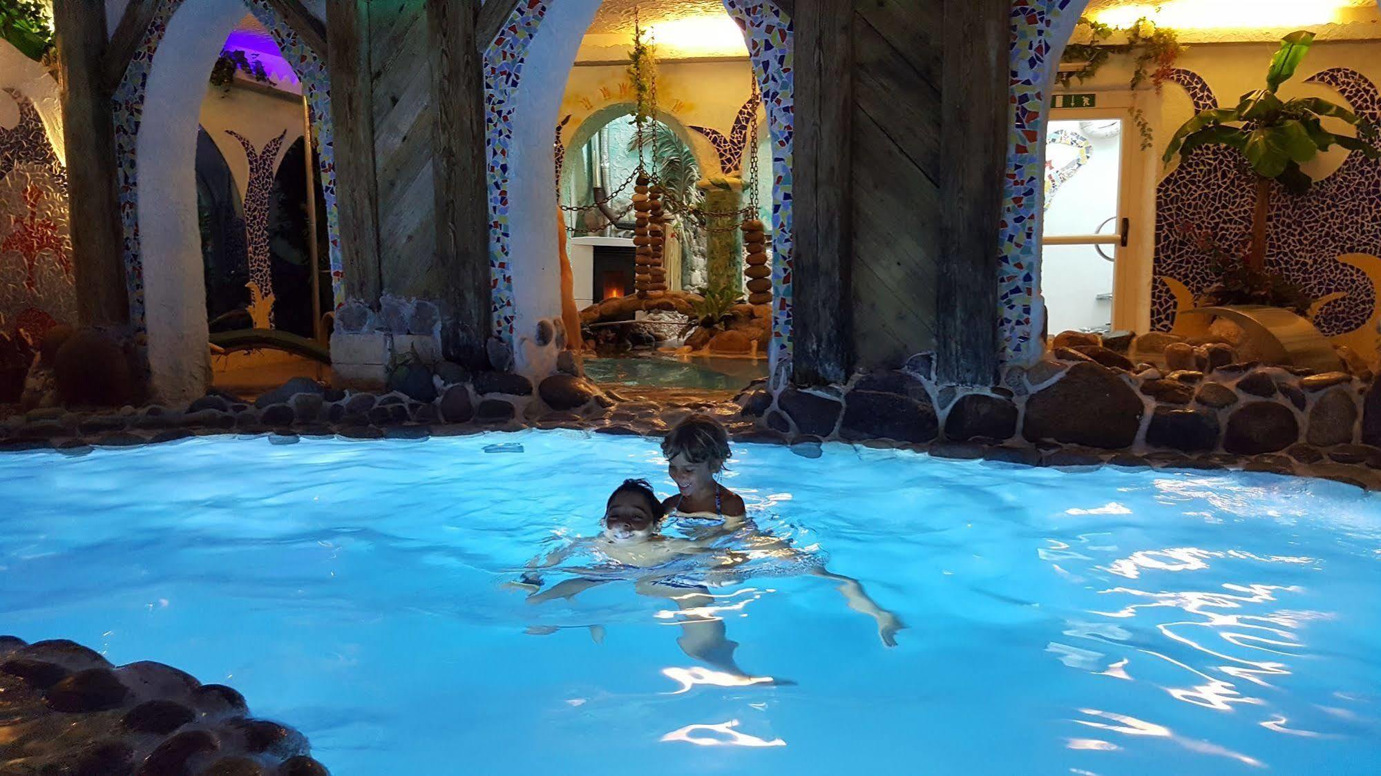 Hotel Ancora カステッロ・ディ・フィエンメ エクステリア 写真